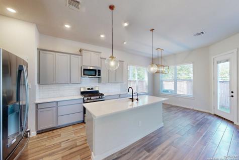 5843 Whitby Road San Antonio TX 78240