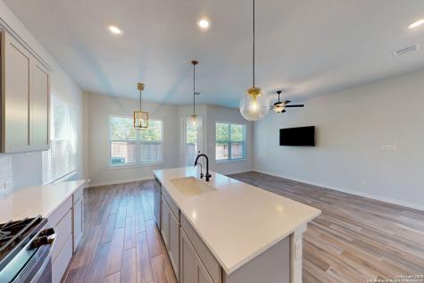 5843 Whitby Road San Antonio TX 78240