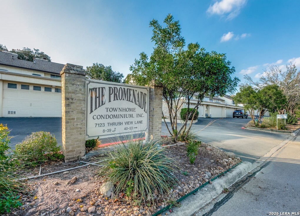 7123 Thrush View San Antonio TX 78209