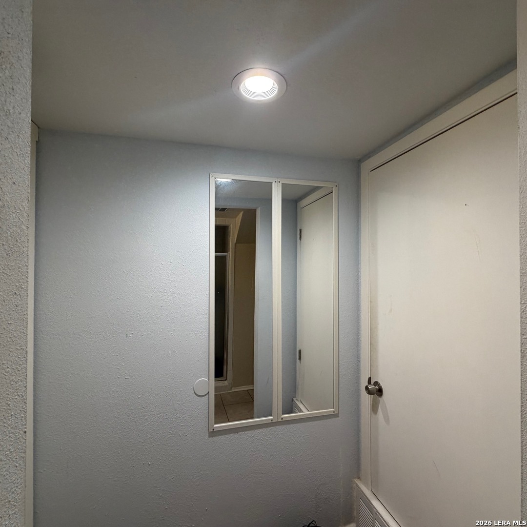 7123 Thrush View San Antonio TX 78209