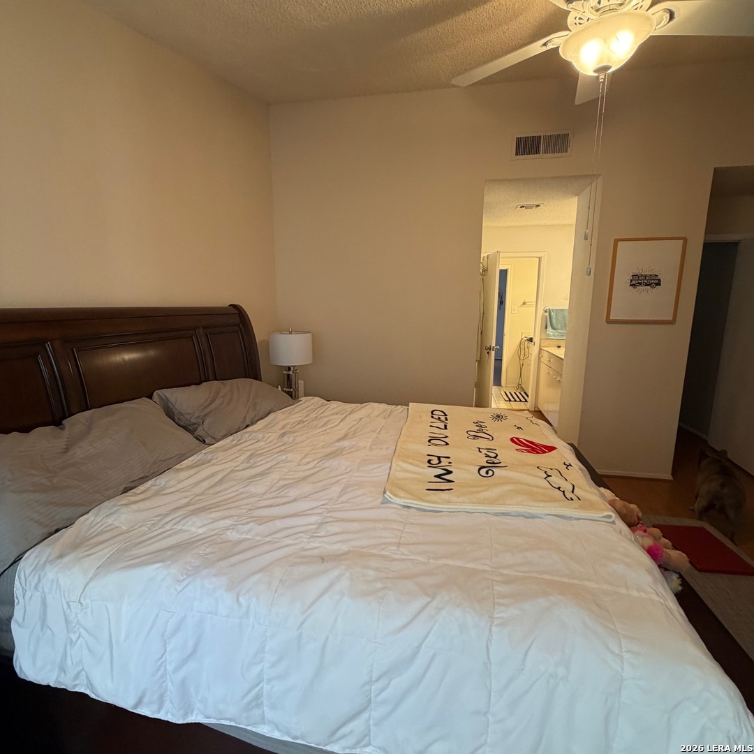 7123 Thrush View San Antonio TX 78209
