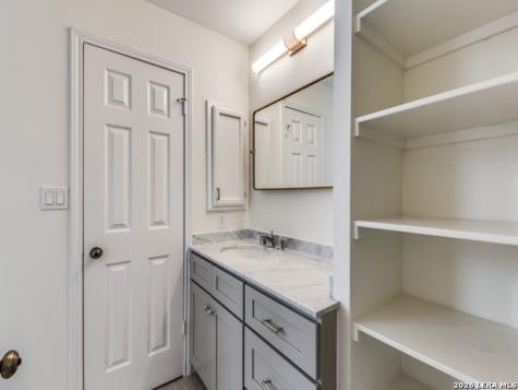 201 W Craig Place San Antonio TX 78212