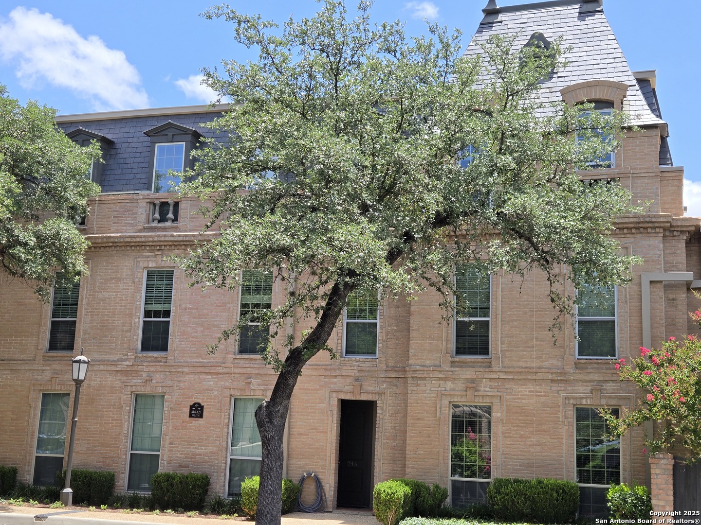 7707 Broadway San Antonio TX 78209