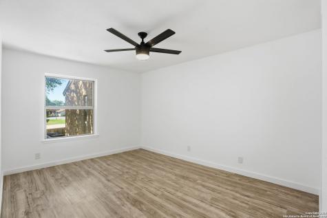 2935 Nacogdoches San Antonio TX 78217