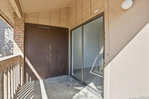 2935 Nacogdoches San Antonio TX 78217