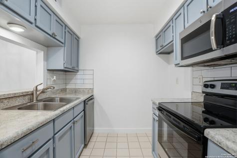 2935 Nacogdoches San Antonio TX 78217