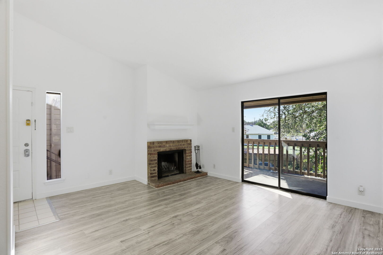 2935 Nacogdoches San Antonio TX 78217