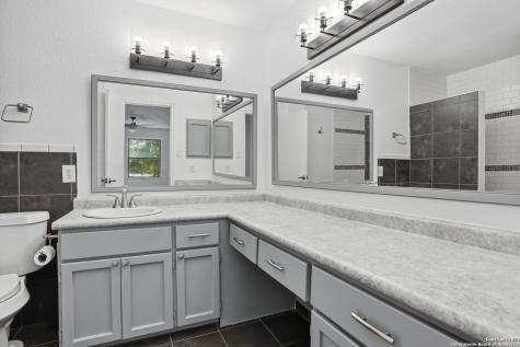 2935 Nacogdoches San Antonio TX 78217