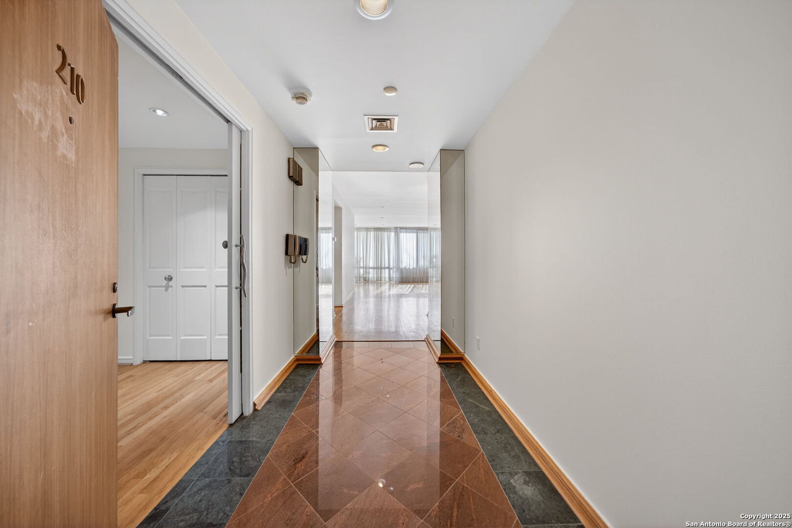 200 Patterson San Antonio TX 78209