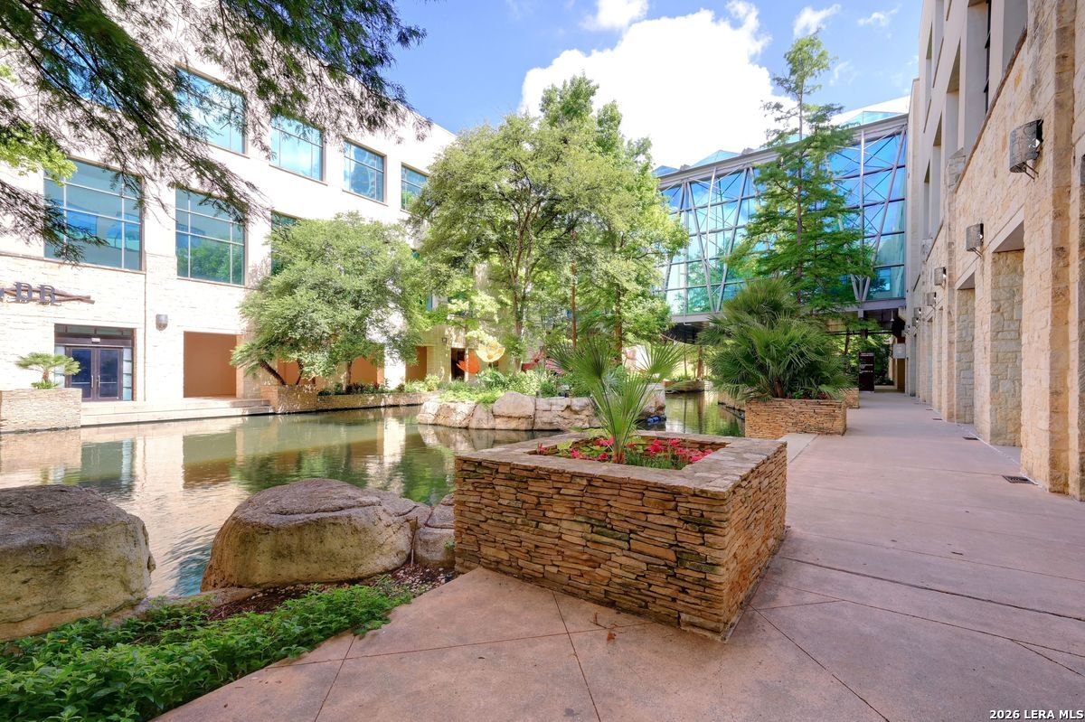 610 E Market Street San Antonio TX 78205