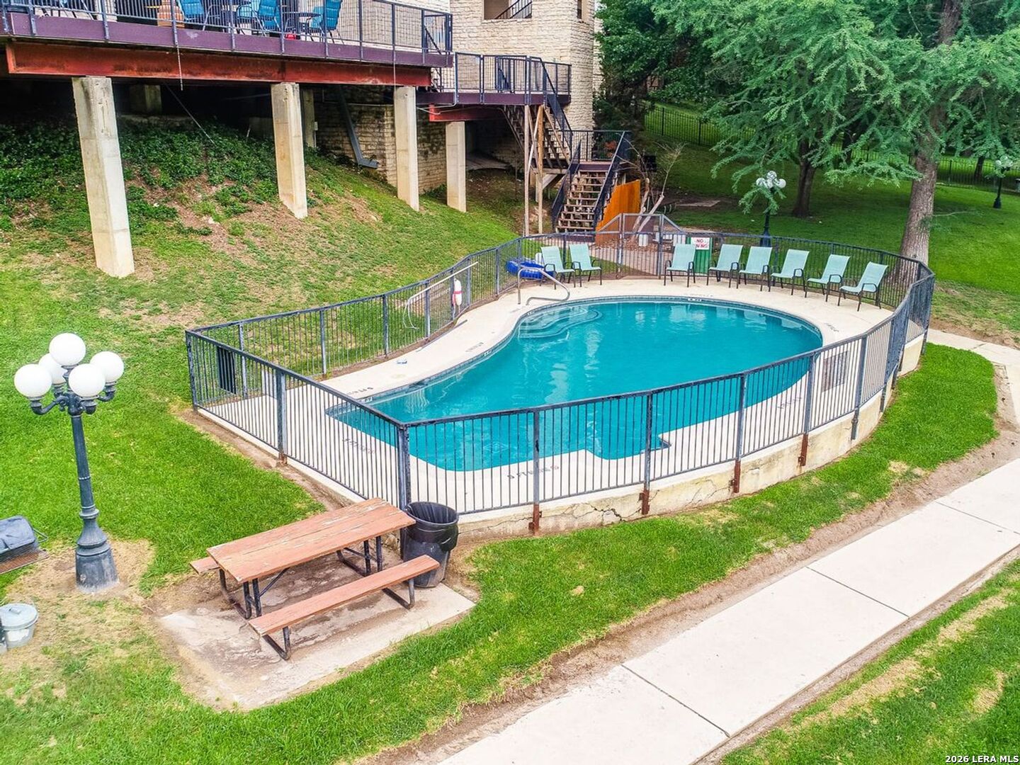 401 W Lincoln Street New Braunfels TX 78130