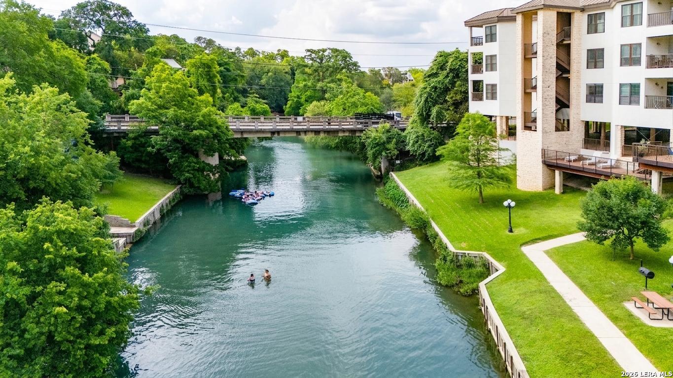 401 W Lincoln Street New Braunfels TX 78130