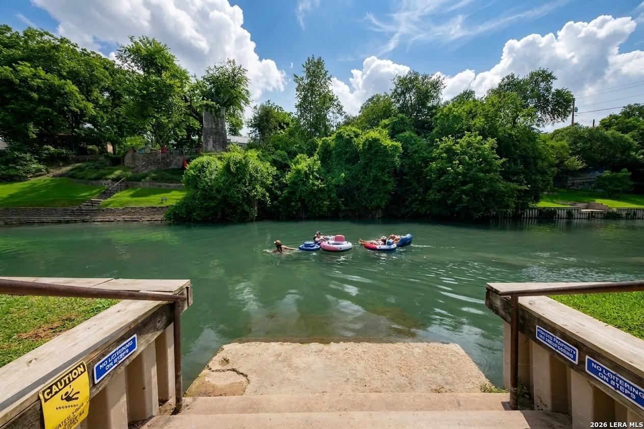 401 W Lincoln Street New Braunfels TX 78130