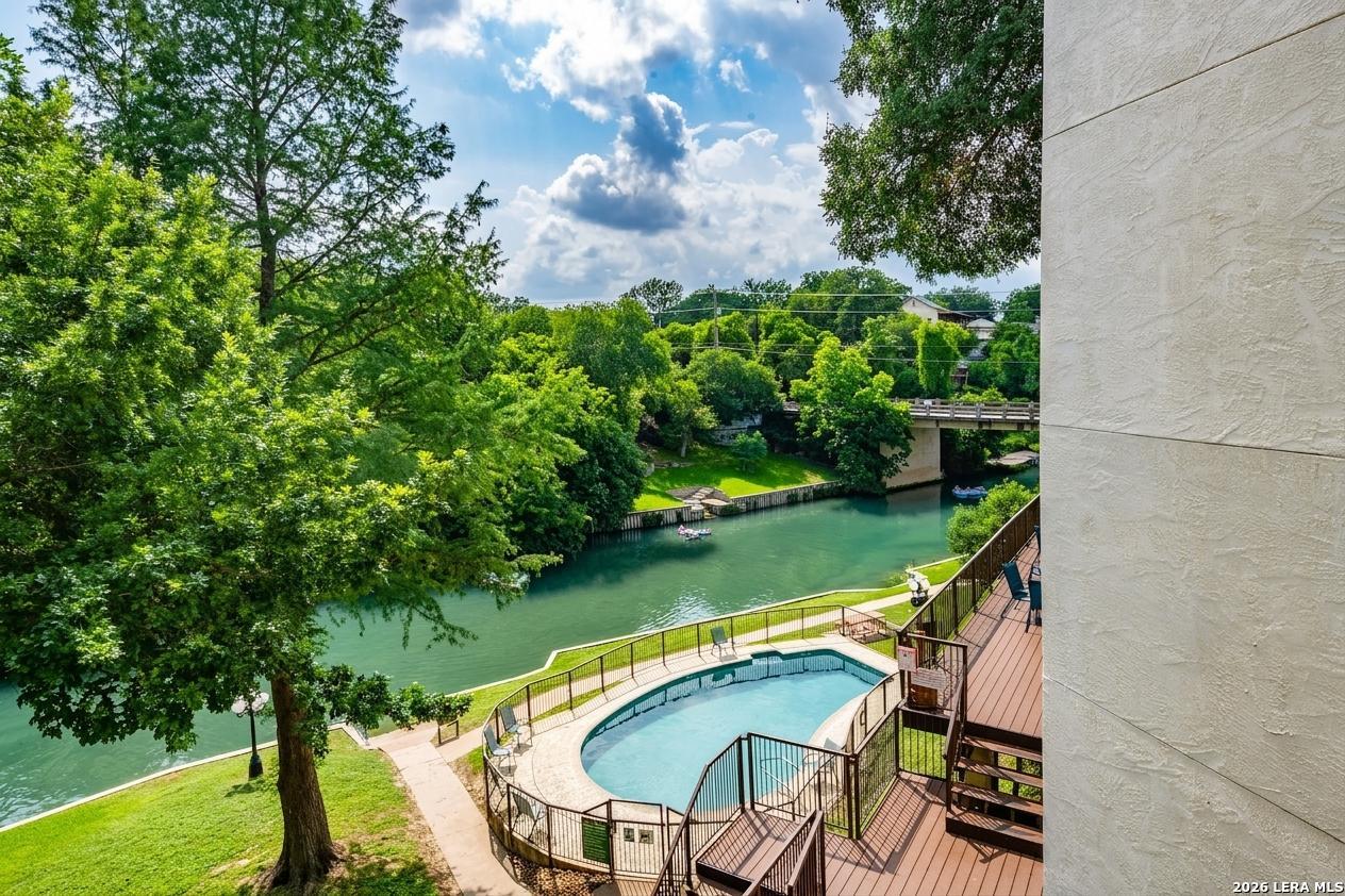 401 W Lincoln Street New Braunfels TX 78130
