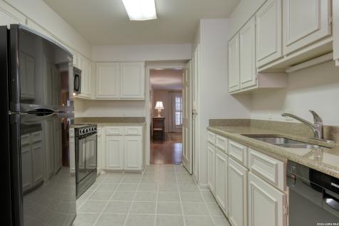 7815 Broadway San Antonio TX 78209