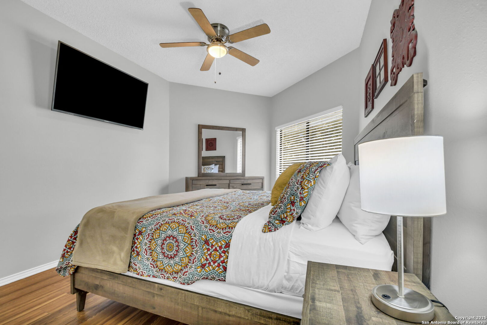 401 W Lincoln New Braunfels TX 78130