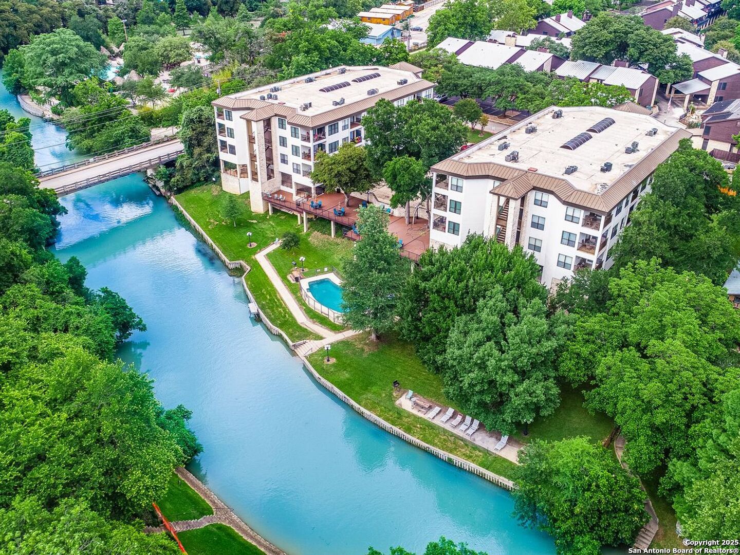 401 W Lincoln New Braunfels TX 78130