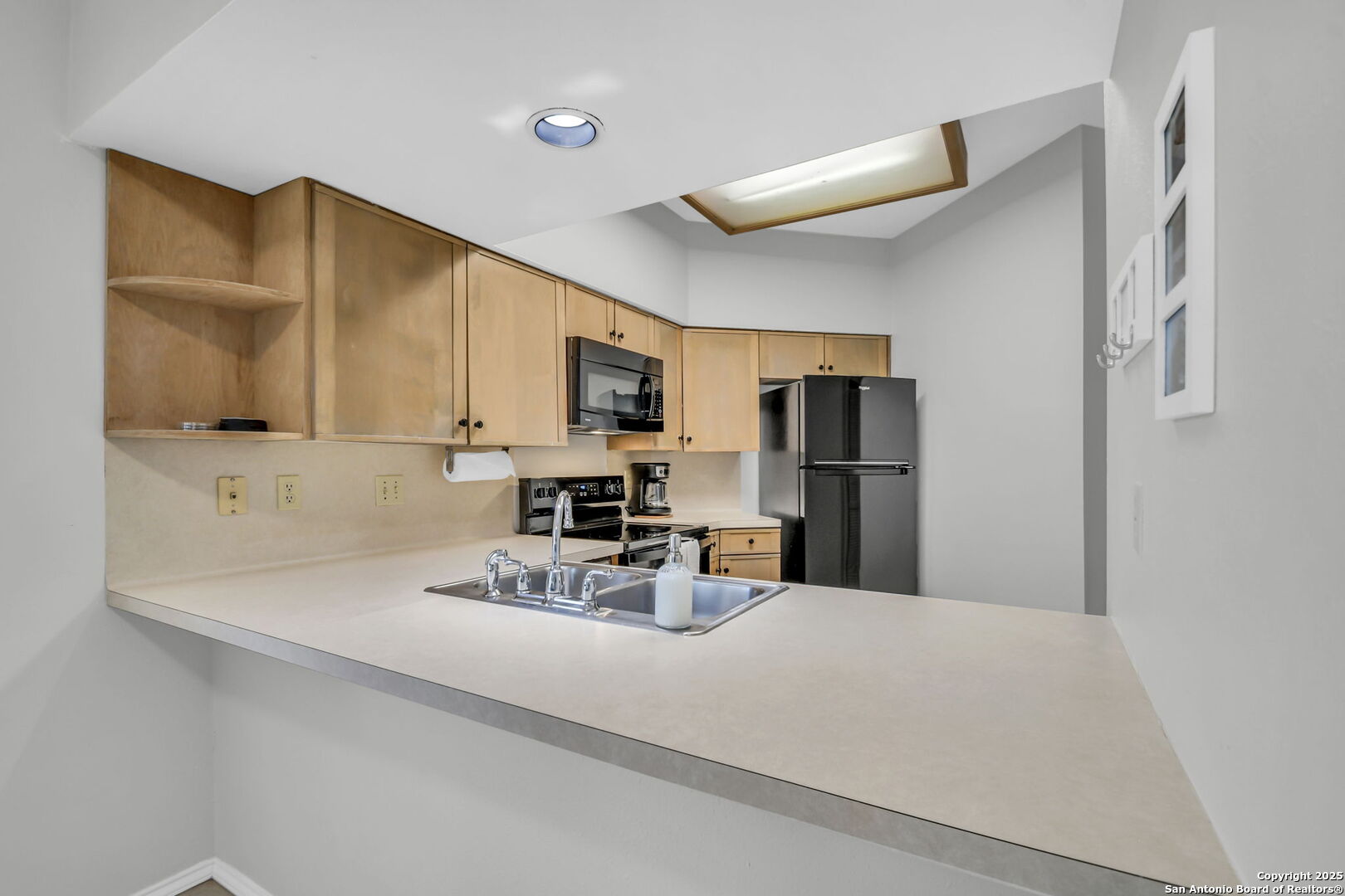 401 W Lincoln New Braunfels TX 78130