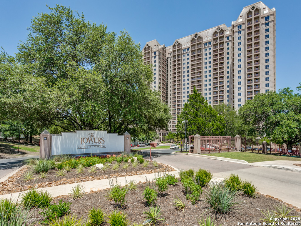1 Towers Park Lane San Antonio TX 78209