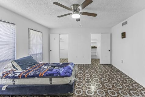 3803 Barrington San Antonio TX 78217