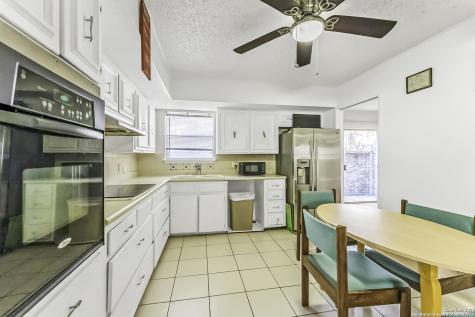3803 Barrington San Antonio TX 78217