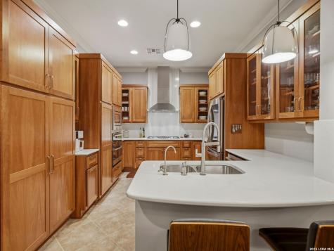 230 Dwyer Avenue San Antonio TX 78204