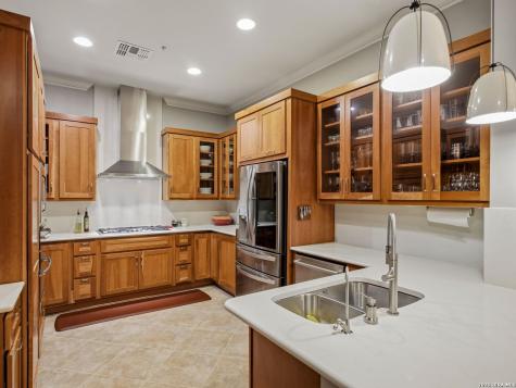 230 Dwyer Avenue San Antonio TX 78204