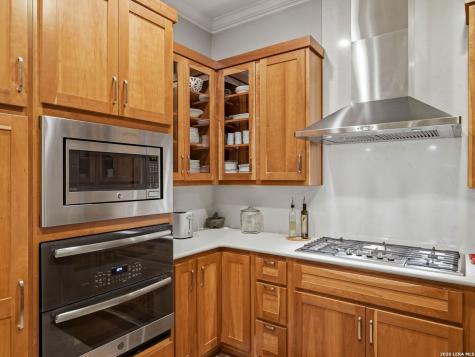 230 Dwyer Avenue San Antonio TX 78204
