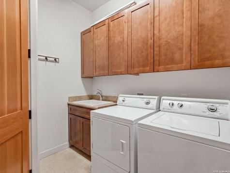230 Dwyer Avenue San Antonio TX 78204