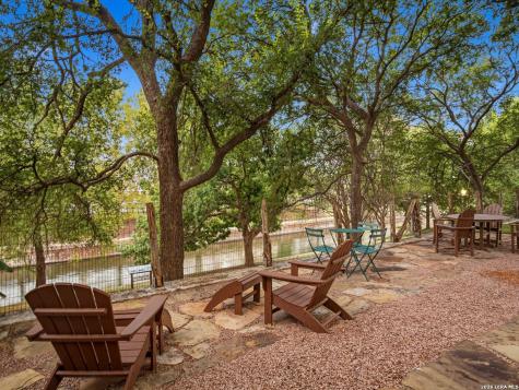 230 Dwyer Avenue San Antonio TX 78204