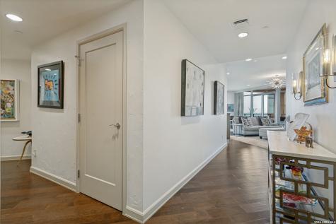 4242 Broadway San Antonio TX 78209