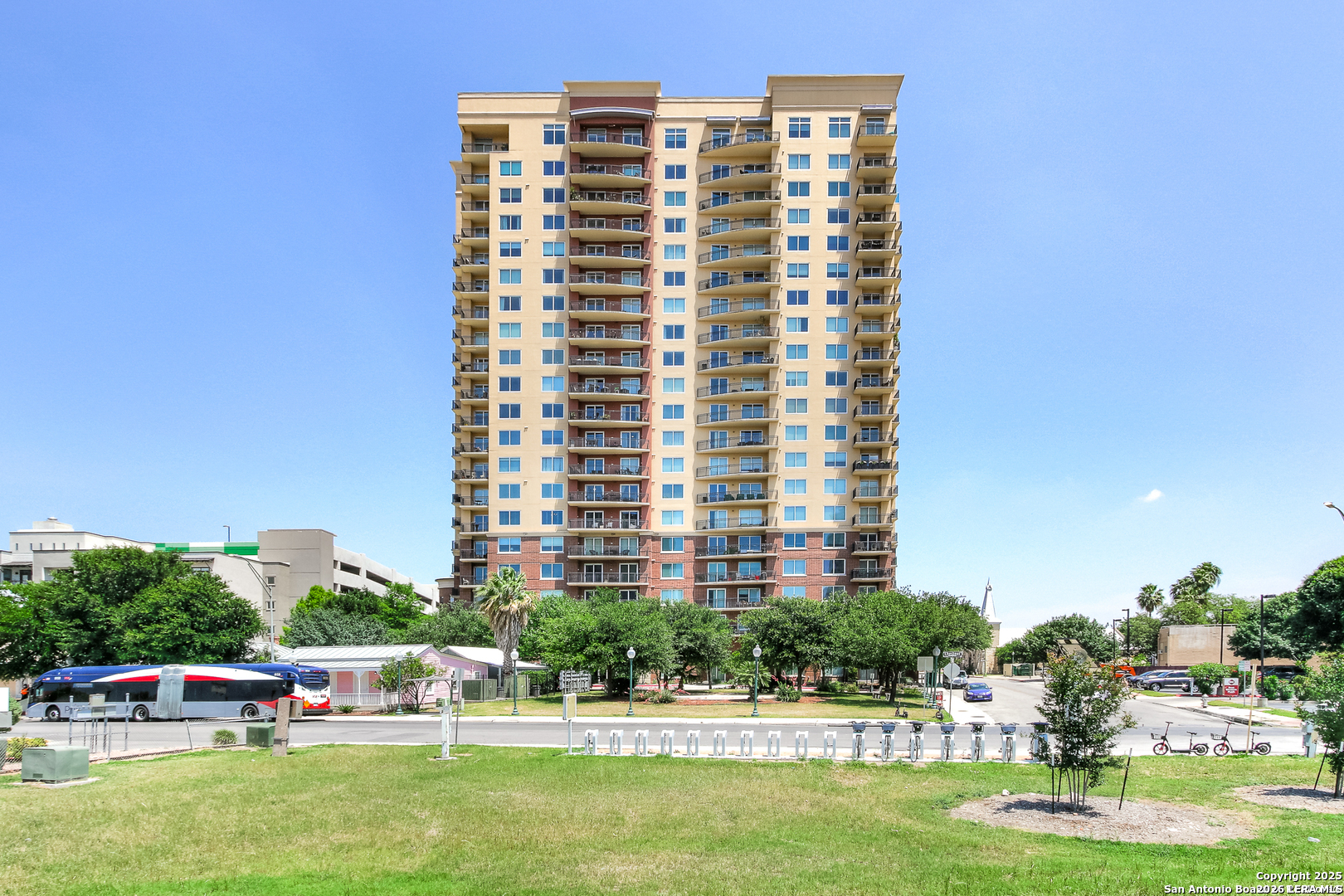 215 Center San Antonio TX 78202