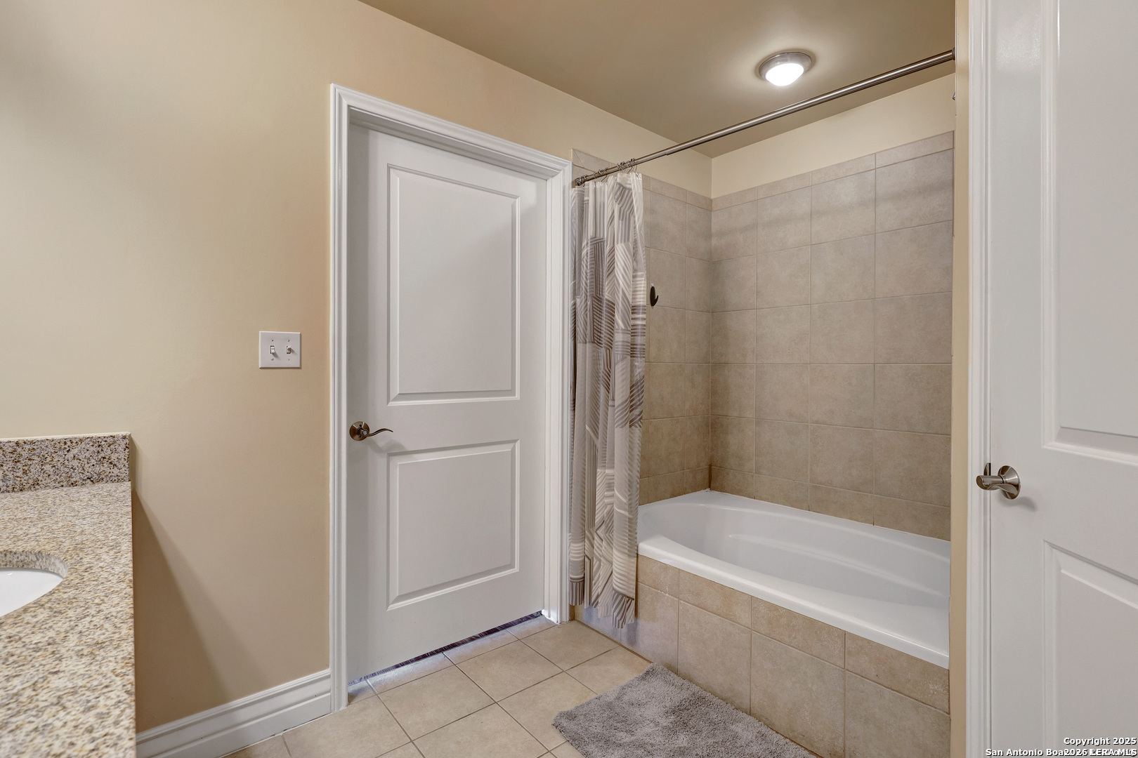215 Center San Antonio TX 78202