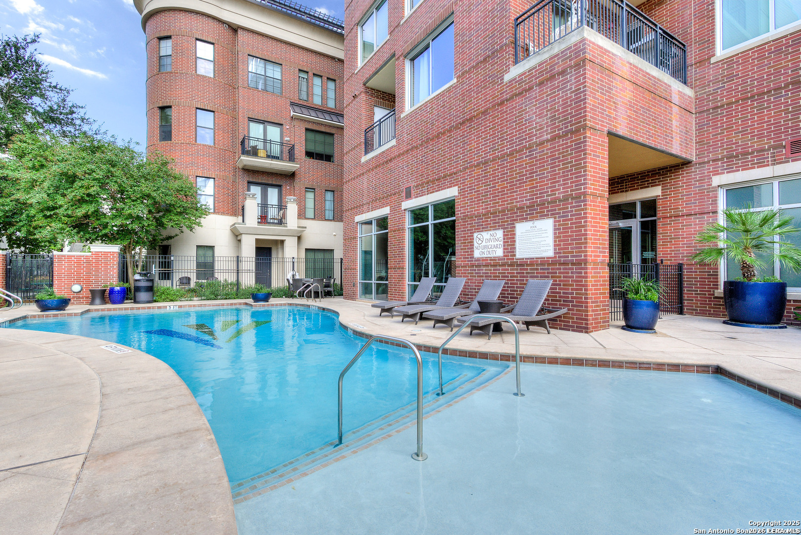 215 Center San Antonio TX 78202