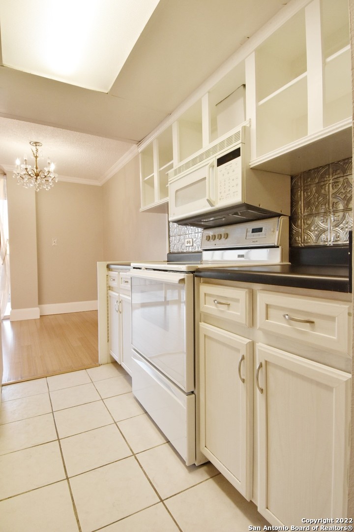 7039 San Pedro Avenue San Antonio TX 78216