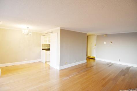 7039 San Pedro Avenue San Antonio TX 78216
