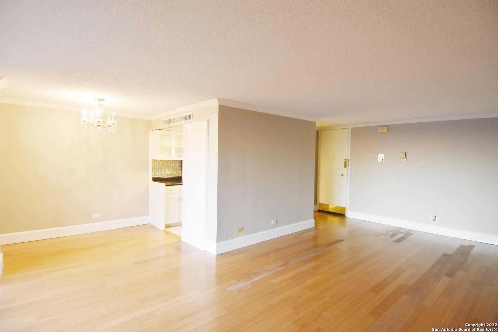 7039 San Pedro Avenue San Antonio TX 78216