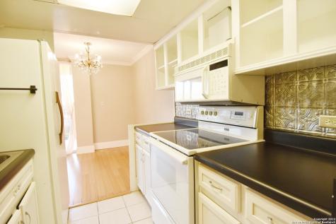 7039 San Pedro Avenue San Antonio TX 78216
