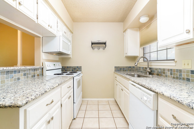 12446 Starcrest Drive San Antonio TX 78216