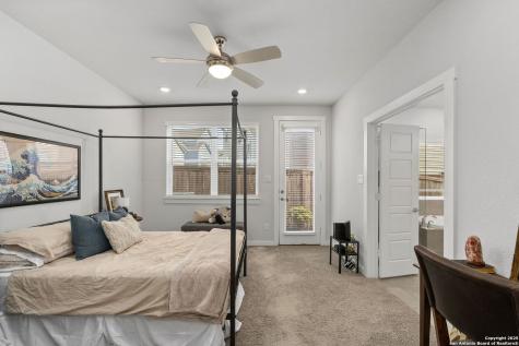 5843 Whitby San Antonio TX 78240