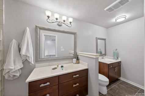 11001 Wurzbach San Antonio TX 78230