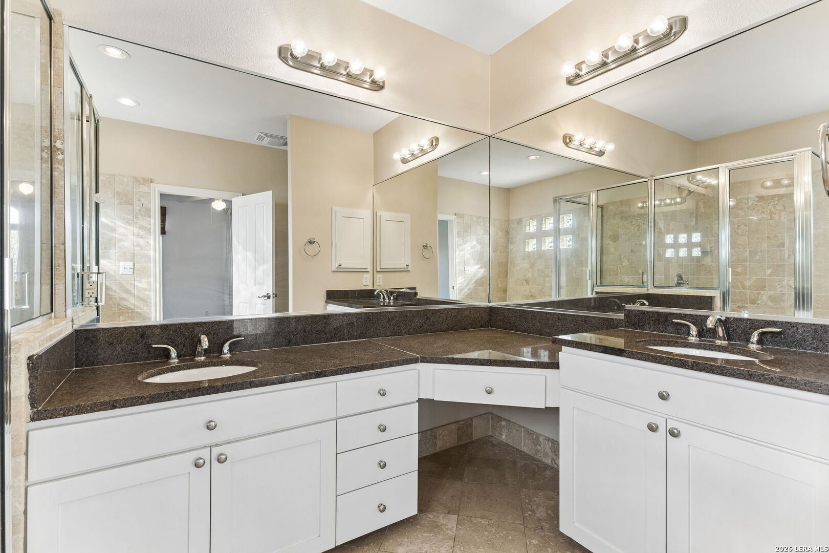 225 E Mulberry San Antonio TX 78212