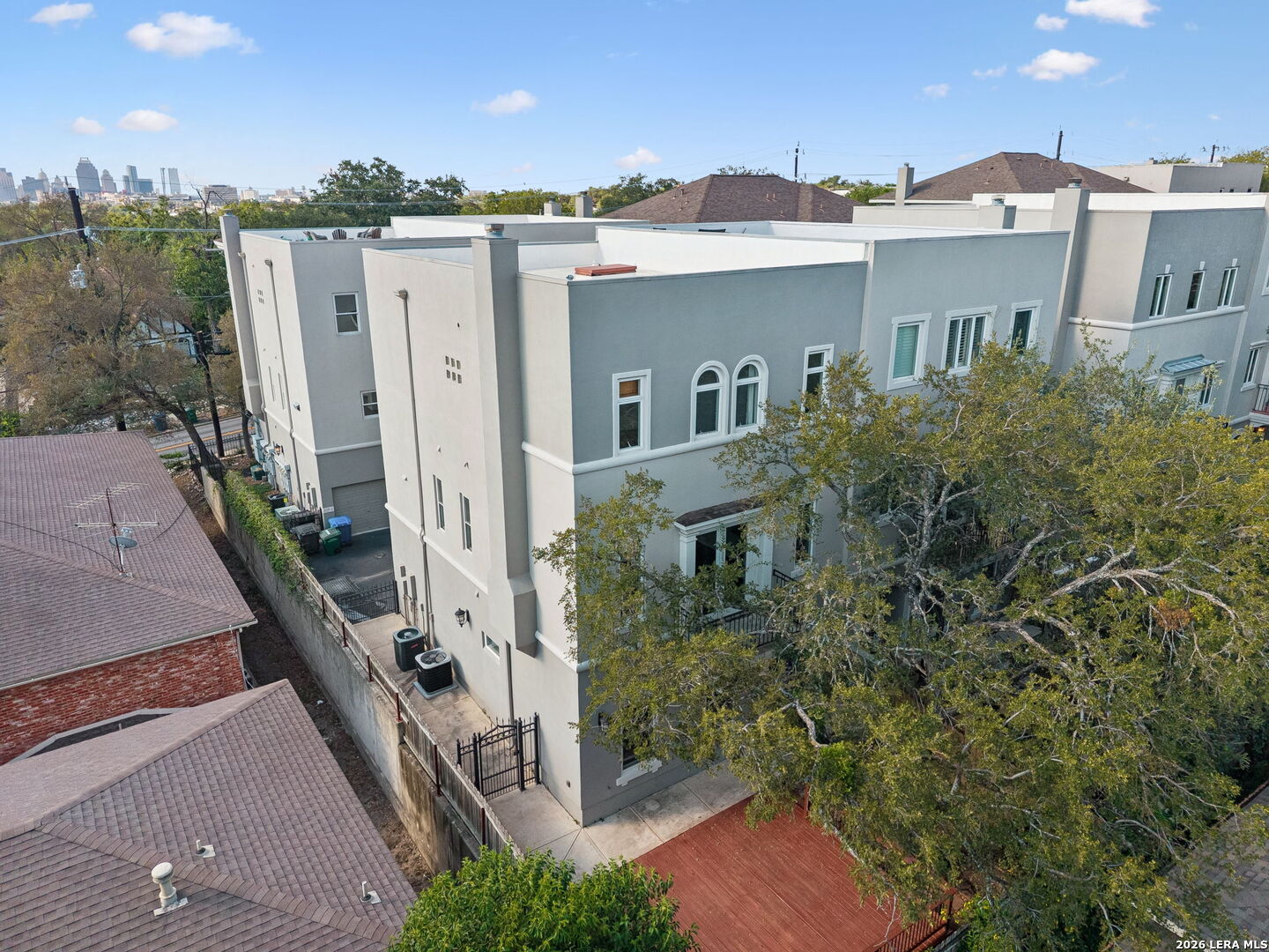 225 E Mulberry San Antonio TX 78212