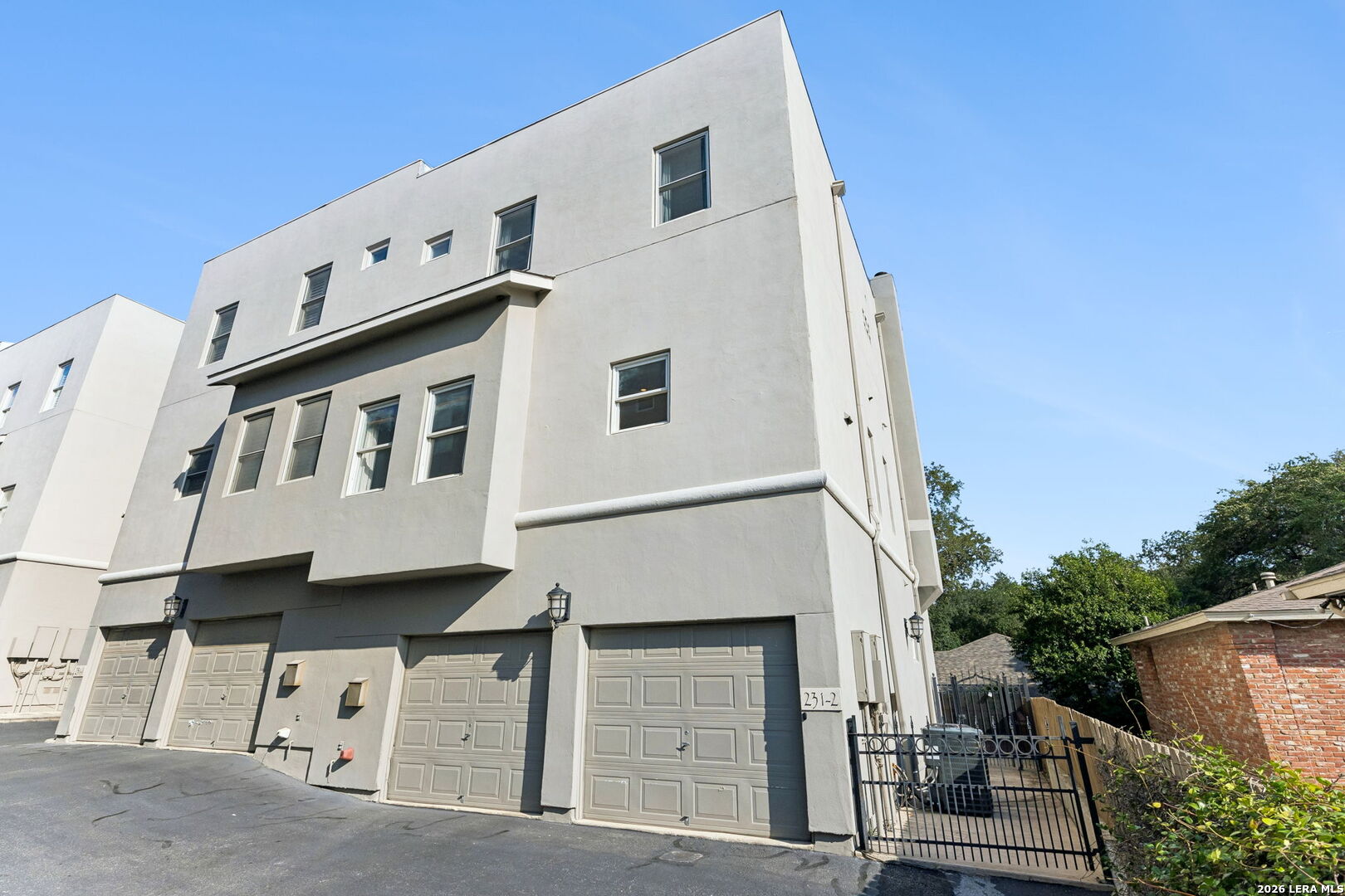 225 E Mulberry San Antonio TX 78212