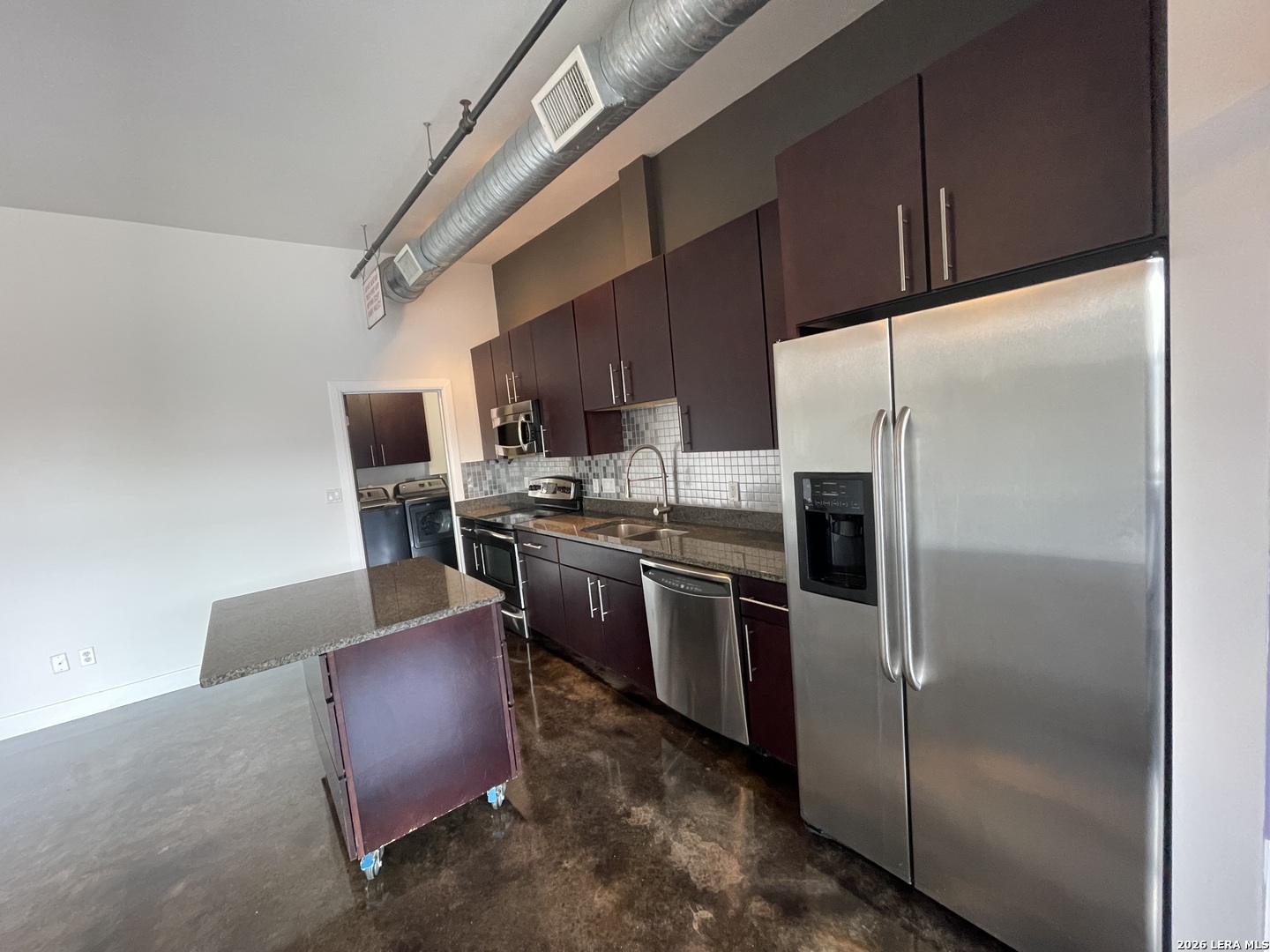 831 S Flores Street San Antonio TX 78204