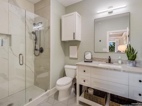 1228 Ervendberg Avenue New Braunfels TX 78130