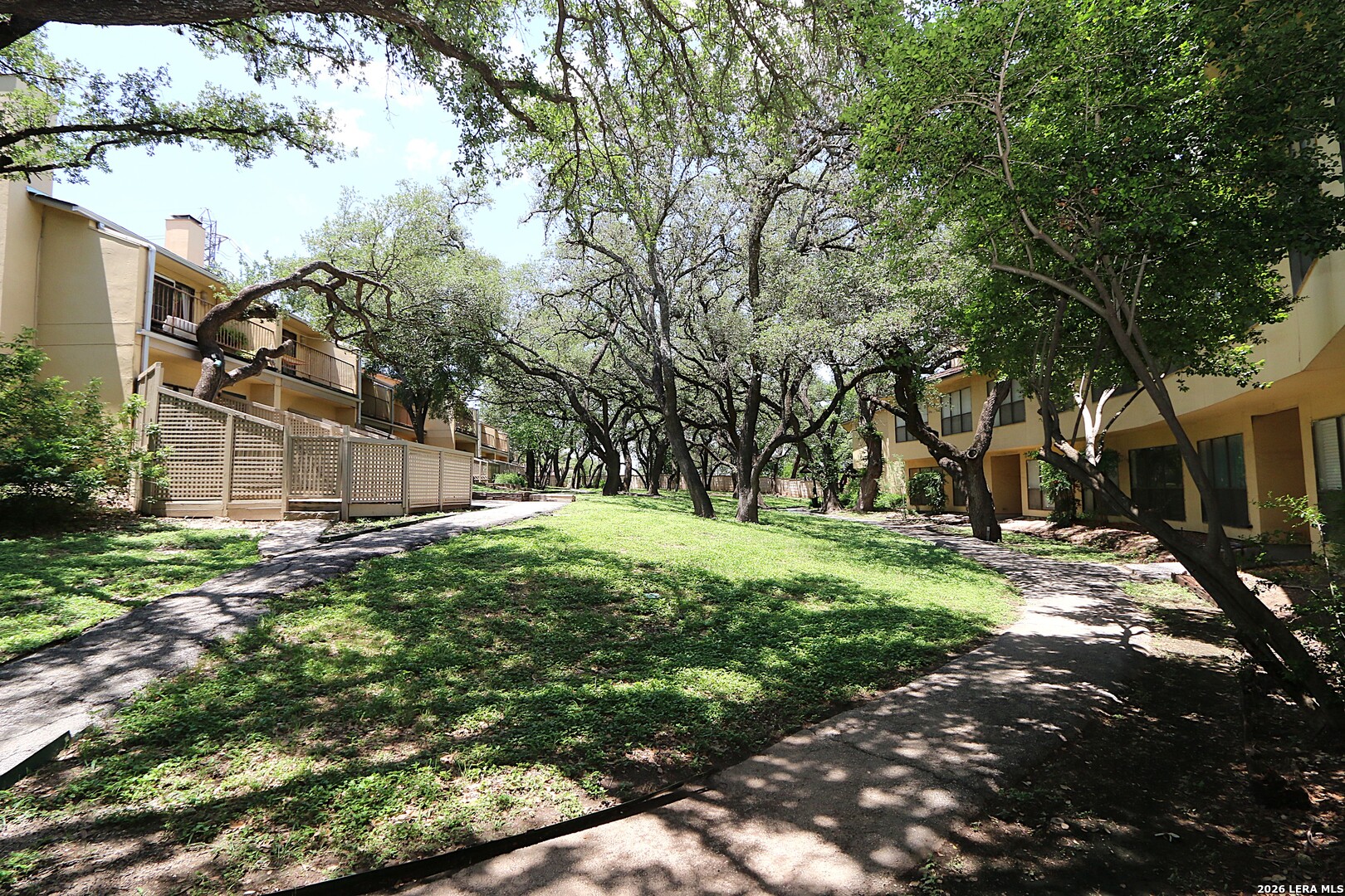 8642 Fredericksburg San Antonio TX 78240