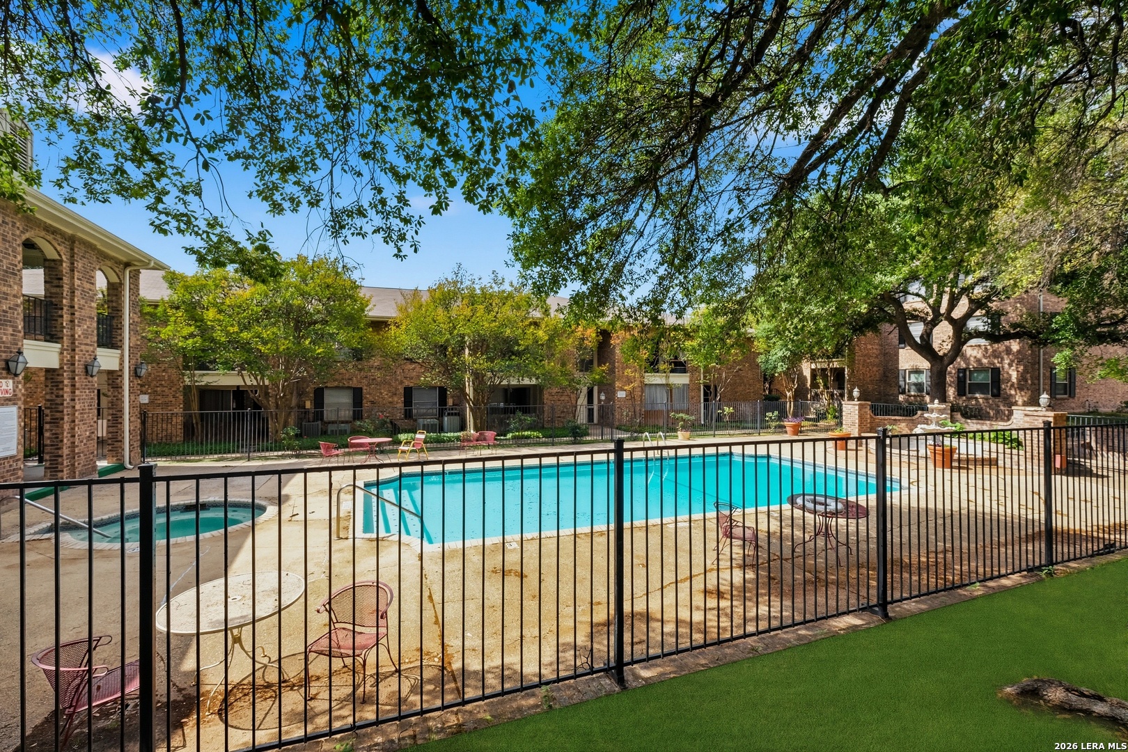 1819 Babcock San Antonio TX 78229
