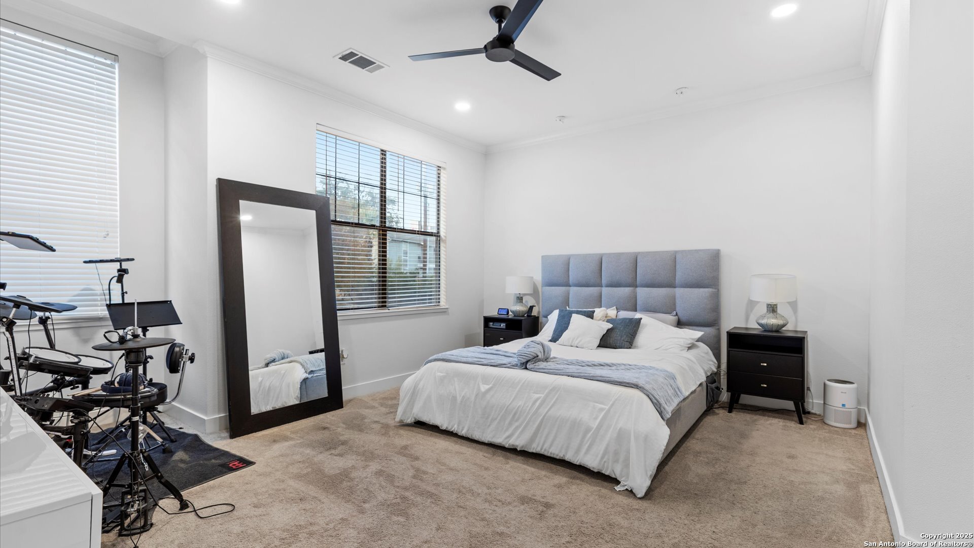 7342 Oak Manor San Antonio TX 78229