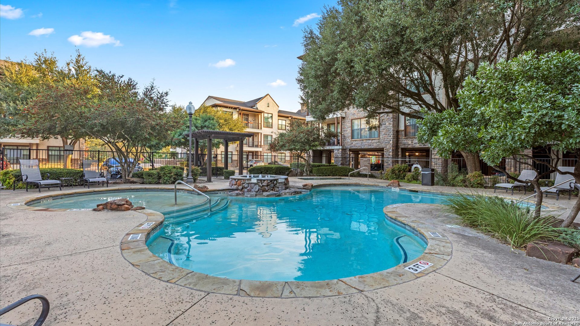7342 Oak Manor San Antonio TX 78229